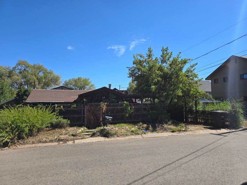 118 S Sycamore St in Flagstaff, AZ - Building Photo