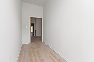 3121 N California Ave in Chicago, IL - Building Photo - Building Photo