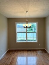 3255 Cave Springs Ave in Bowling Green, KY - Building Photo - Building Photo
