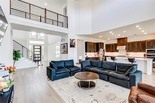 462 Old Stone Rd in Austin, TX - Building Photo