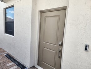 23339 SW 133rd Ave, Unit 23339 SW 133Ave in Homestead, FL - Foto de edificio - Building Photo