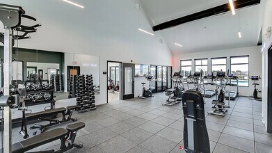 17584 Driscoll Pl in Lakeville, MN - Foto de edificio - Building Photo