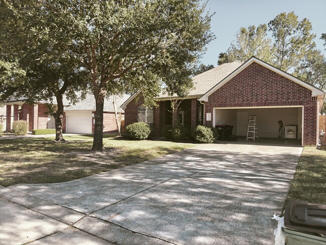 24510 Forest Path Ct in Spring, TX - Building Photo - Building Photo