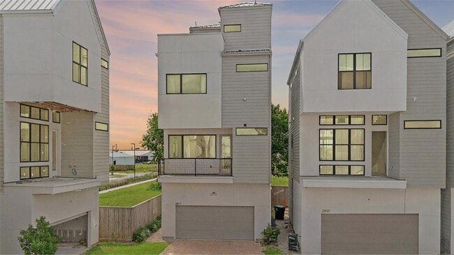 property at 2851 Decker Pl.