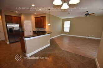 1262 Western Pine Cir in Sarasota, FL - Building Photo - Building Photo