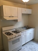 3320 Auchentoroly Terrace in Baltimore, MD - Building Photo