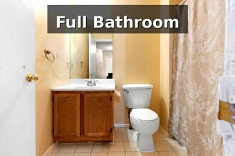 415 Plymouth Rd in North Brunswick, NJ - Building Photo - Building Photo