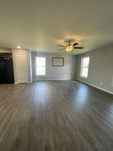 134 Powell Ln in Brandenburg, KY - Building Photo - Building Photo
