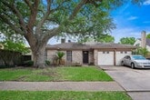 6922 Vialinda Dr