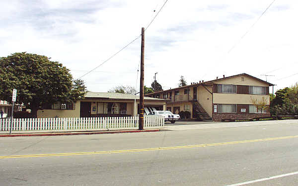 15810 Via Granada in San Lorenzo, CA - Building Photo - Building Photo