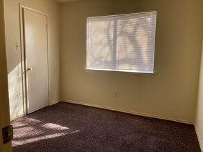 1106 Greencroft St in Channelview, TX - Building Photo - Building Photo