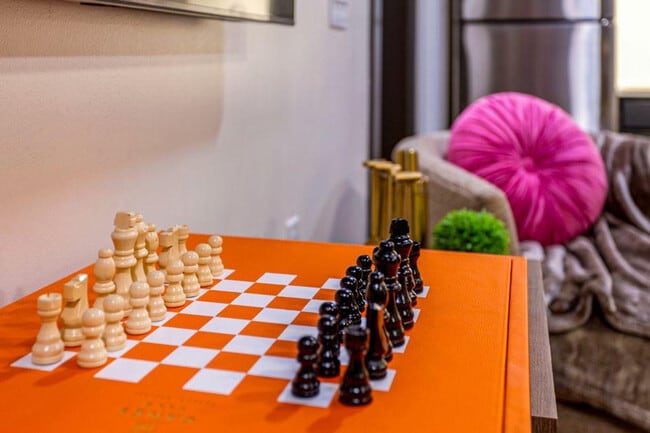 611 Commerce St in New Orleans, LA - Foto de edificio - Building Photo