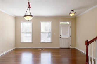 4400 Village Field Place in Suwanee, GA - Building Photo - Building Photo