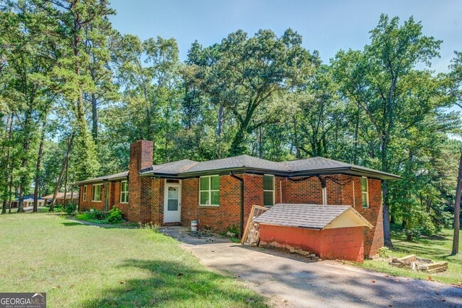 property at 1288 Elva Dr SW