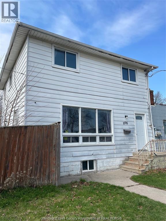 property at 1095 Partington Ave