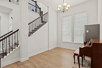 121 Warwick Blvd in The Colony, TX - Building Photo - Building Photo