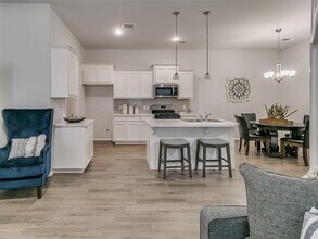 2500 Finesilver Ln in Oklahoma City, OK - Building Photo - Building Photo