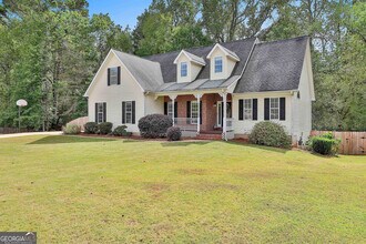 45 Wildflower Cir in Newnan, GA - Building Photo - Building Photo