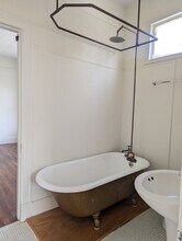 806 Belhaven St, Unit A in Jackson, MS - Building Photo - Building Photo