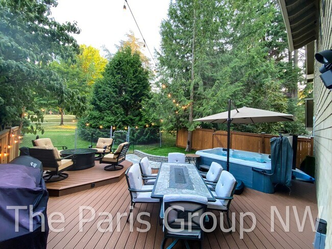 property at 17509 NE 38th Ct