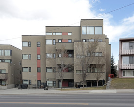 The Greystones II in Calgary, AB - Building Photo - Building Photo