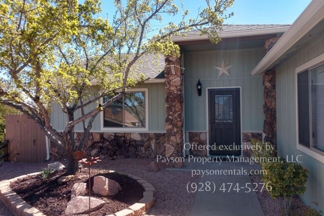 property at 311 S Red Rock Point