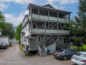 40 Pierce St in Kingston, PA - Building Photo - Building Photo