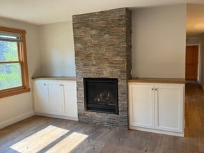225 NW Wall St in Bend, OR - Building Photo - Building Photo