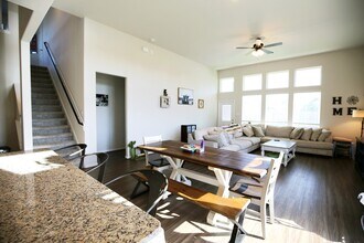 12139 Wooden Mill Ln in Santa Fe, TX - Building Photo - Building Photo