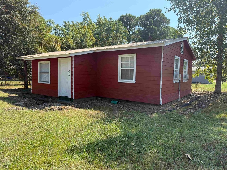 68 Walker Trail in Pocahontas, AR - Building Photo