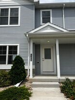 5128 Argus Ln in Fitchburg, WI - Building Photo