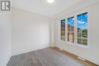 81 Golden Mdws Dr in Otonabee-south Monaghan, ON - Building Photo - Building Photo