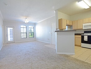 Longridge Apartments in Baton Rouge, LA - Foto de edificio - Building Photo