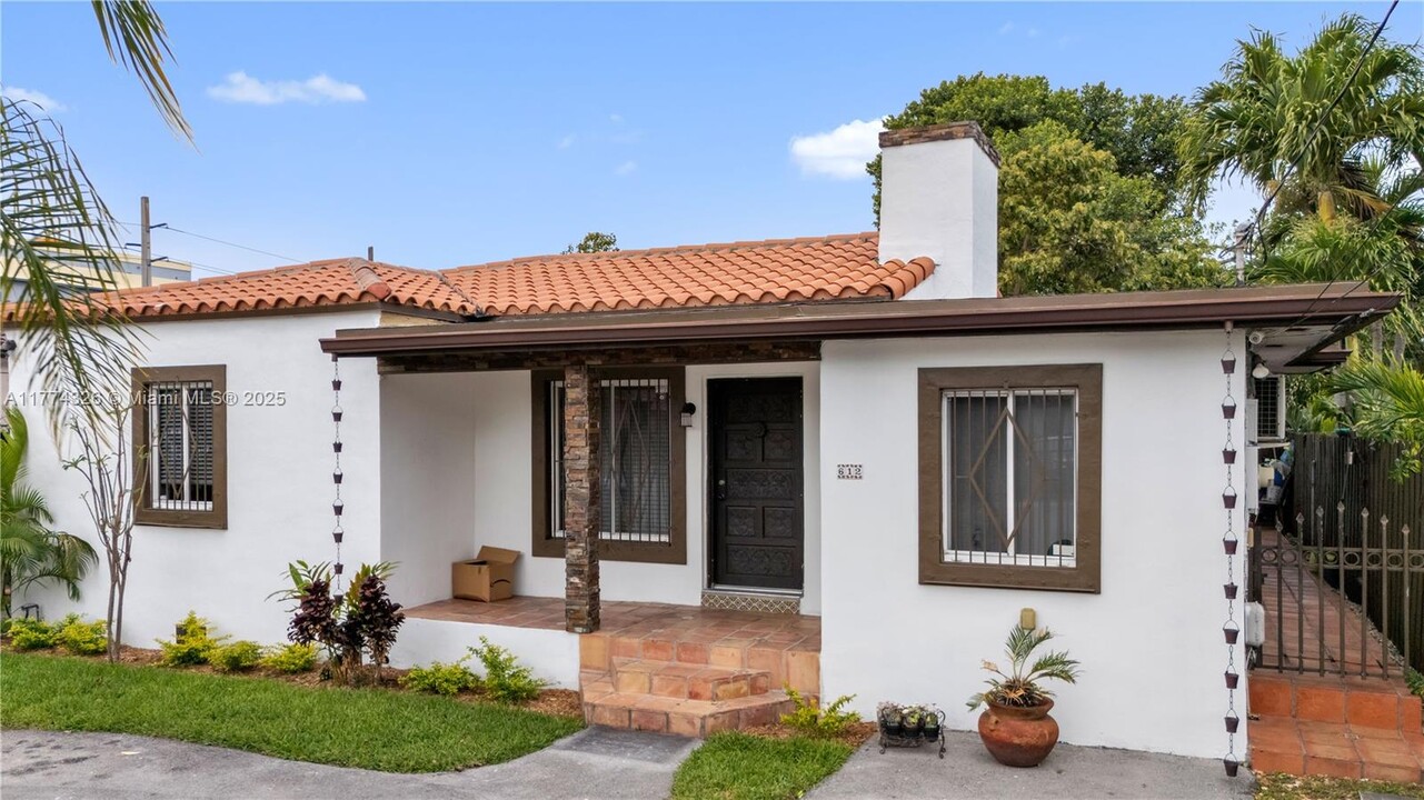 612 SW 31st Ave in Miami, FL - Building Photo