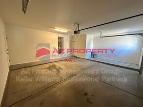 5229 W Beautiful Ln in Phoenix, AZ - Building Photo - Building Photo