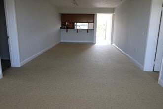 3507 Village Blvd in West Palm Beach, FL - Building Photo - Building Photo
