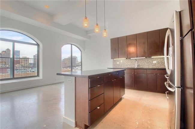 property at 507 Sabine St