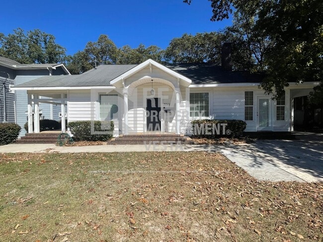 3241 Ridge Ave