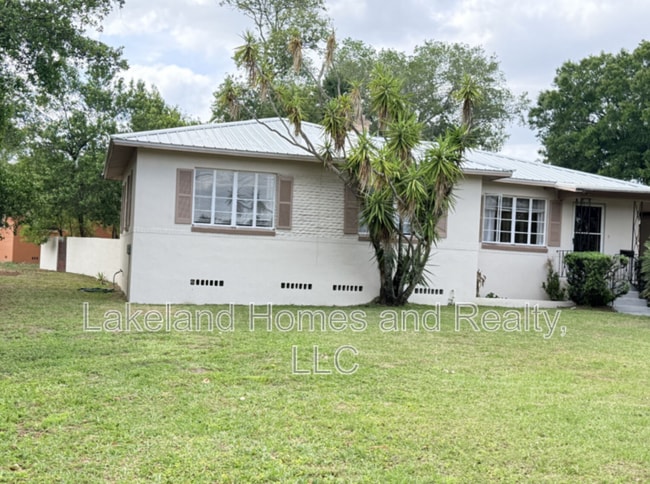 3115 Buckingham Ave in Lakeland, FL - Building Photo - Building Photo