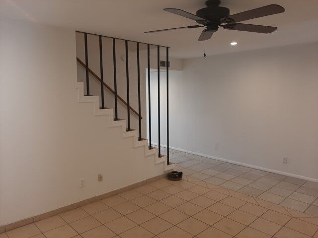 6565 N 19th Ave-Unit -APT 17 in Phoenix, AZ - Building Photo