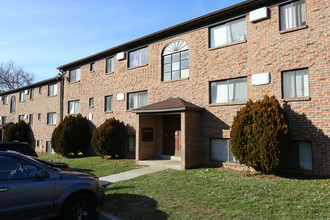 Millicent Court Apartments in Darby, PA - Building Photo - Building Photo