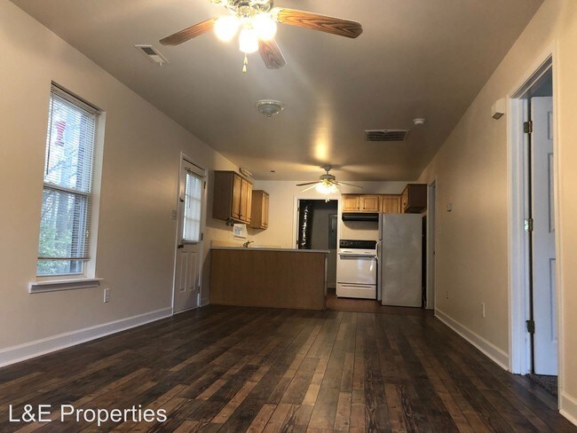 2013 Grandhaven Dr in Mount Holly, NC - Building Photo - Building Photo