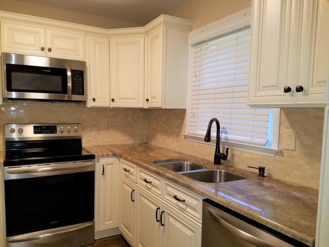 11531 Jade Ln SE in Huntsville, AL - Building Photo - Building Photo