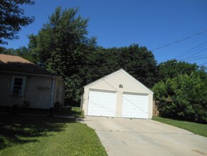 412 W 64th St in Minneapolis, MN - Building Photo - Building Photo