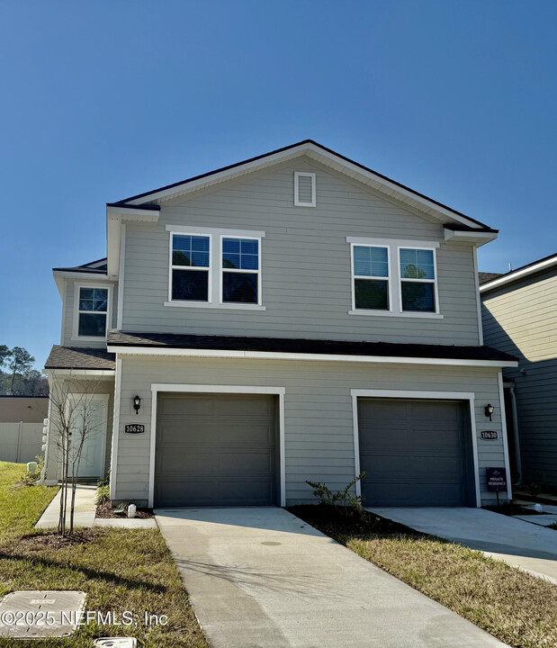 10628 Waterfield Rd in Jacksonville, FL - Building Photo