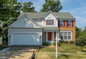 9339 Camphor Ct in Manassas, VA - Building Photo