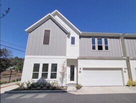 5931 Beall St in Houston, TX - Building Photo