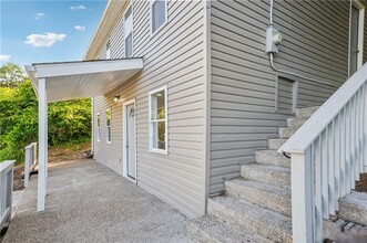 211 Oxford Ave in Pittsburgh, PA - Building Photo - Building Photo