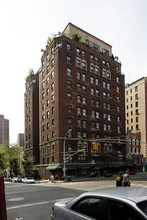 150 E 93rd St in New York, NY - Foto de edificio - Building Photo