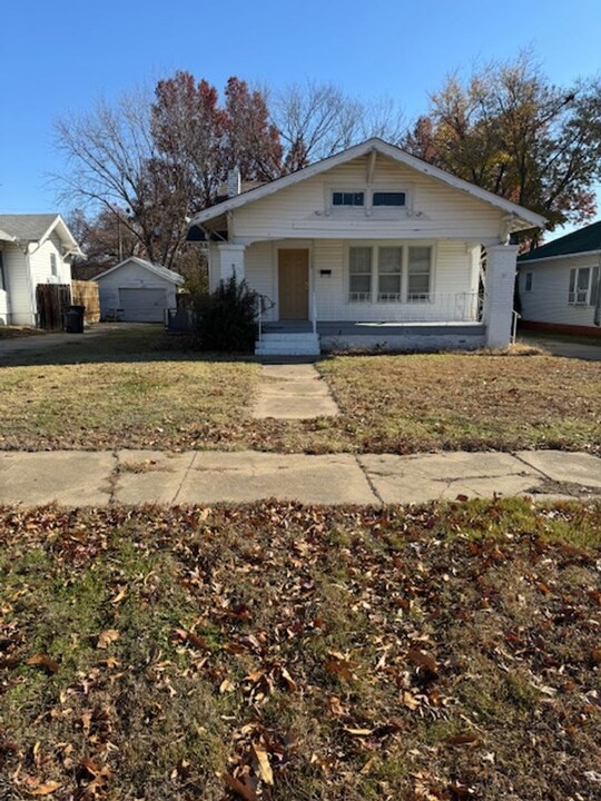 1508 SE Dewey Ave in Bartlesville, OK - Building Photo